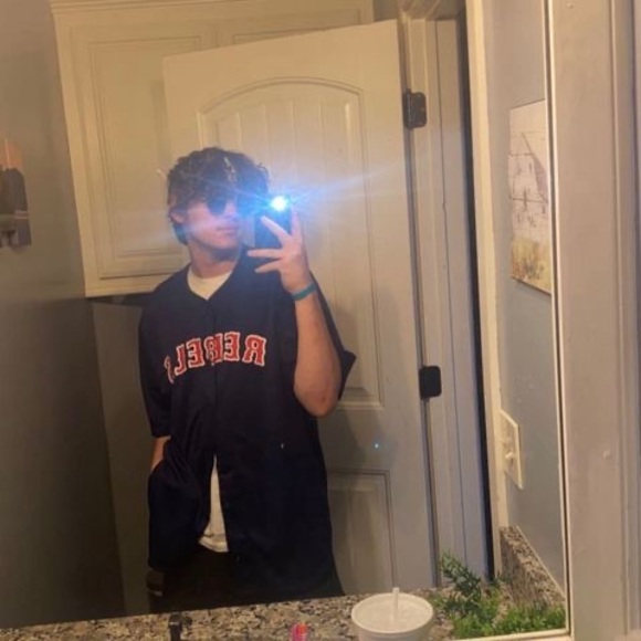 Profile Picture of Wyatt Jackson (@wyatt22jame) on Poshmark