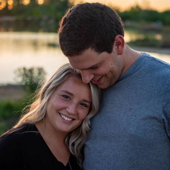 Profile Picture of Cam Wardley (@camwardley) on Poshmark