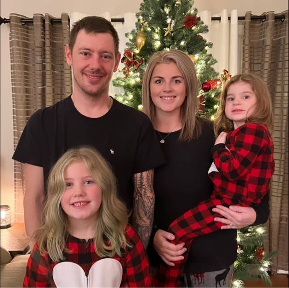 Profile Picture of Larry Reynolds (@larryreynold214) on Poshmark