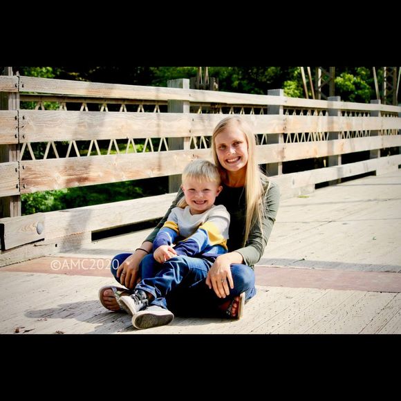 Kaitlyn Wortley - Poshmark Profile Picture of Kaitlyn Wortley (@khwortley) on Poshmark