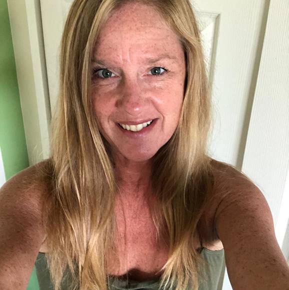 Profile Picture of Tonya Pulver (@tonyapulver) on Poshmark