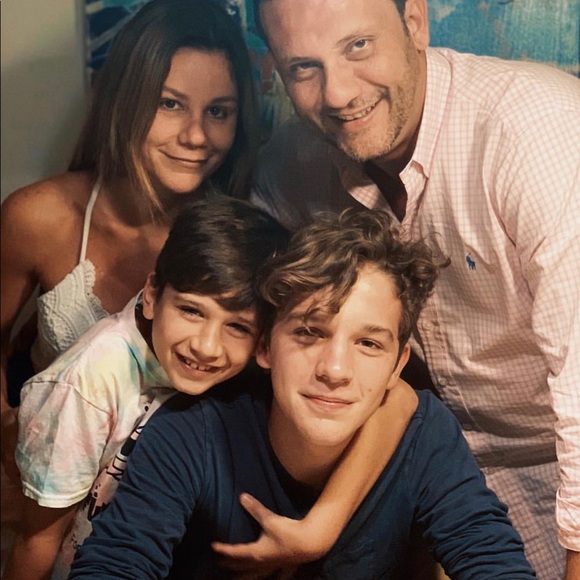 Profile Picture of Antonio Camporeale (@acamporeale81) on Poshmark