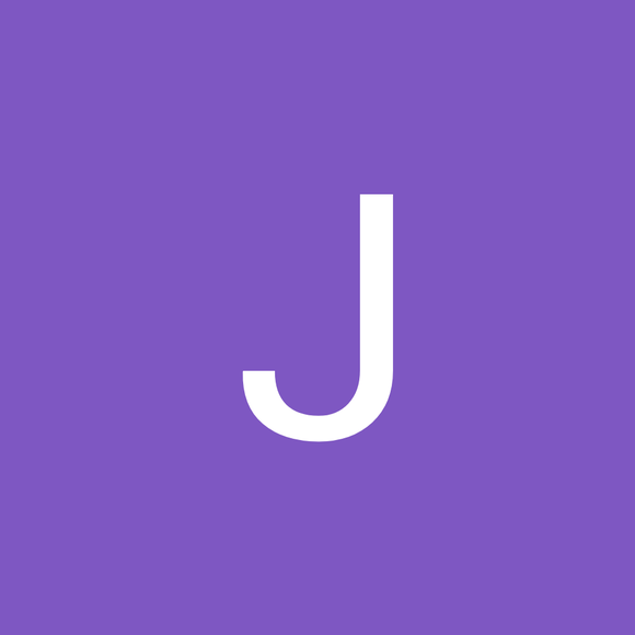 Profile Picture of Janet Allen (@allenjanet1979) on Poshmark