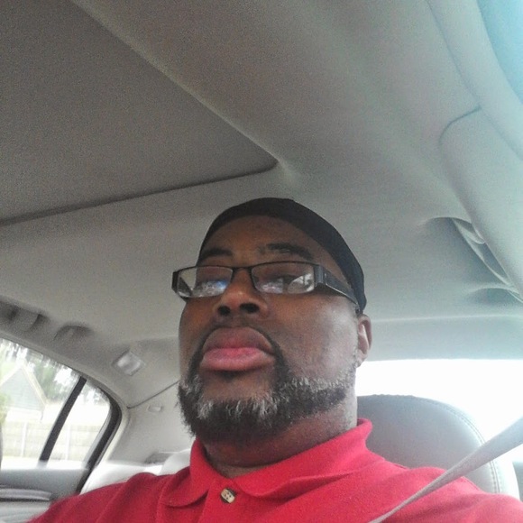 Profile Picture of Jeffrey Simpson (@forshadow49ers) on Poshmark