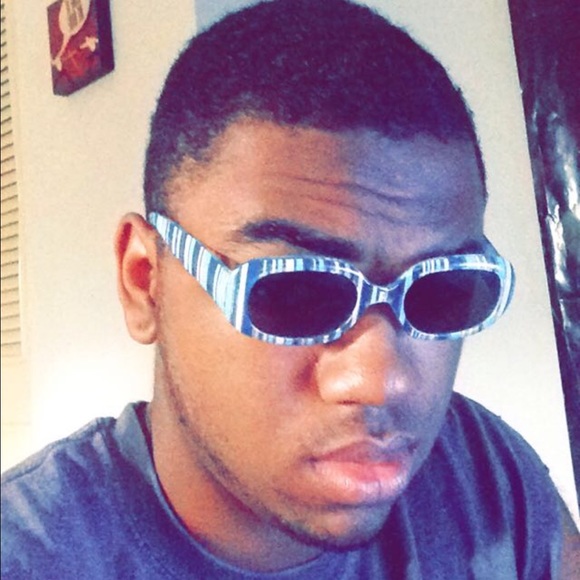 Profile Picture of Barry Chandler (@berryhh) on Poshmark