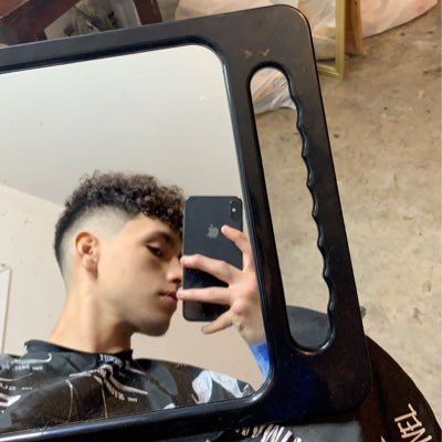 Profile Picture of Garry Neville (@TeodorooooooK) on Twitter