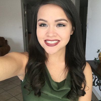 Profile Picture of Alexandra Figueroa (@AFigueroa_HHES) on Twitter