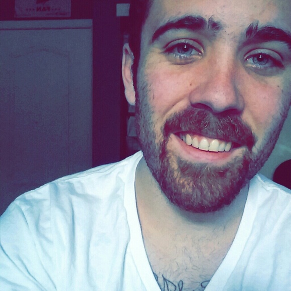 Profile Picture of Nicholas Dunajski (@salocin0093) on Poshmark