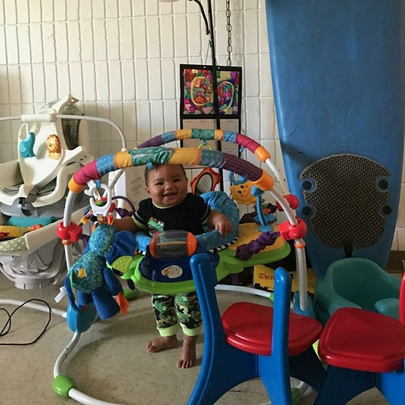 Profile Picture of Moani Nahoopii (@moani_nahoopii) on Poshmark