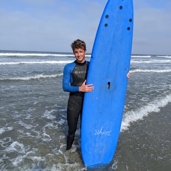 Profile Picture of Cole Deppeler (@coledepp) on Poshmark