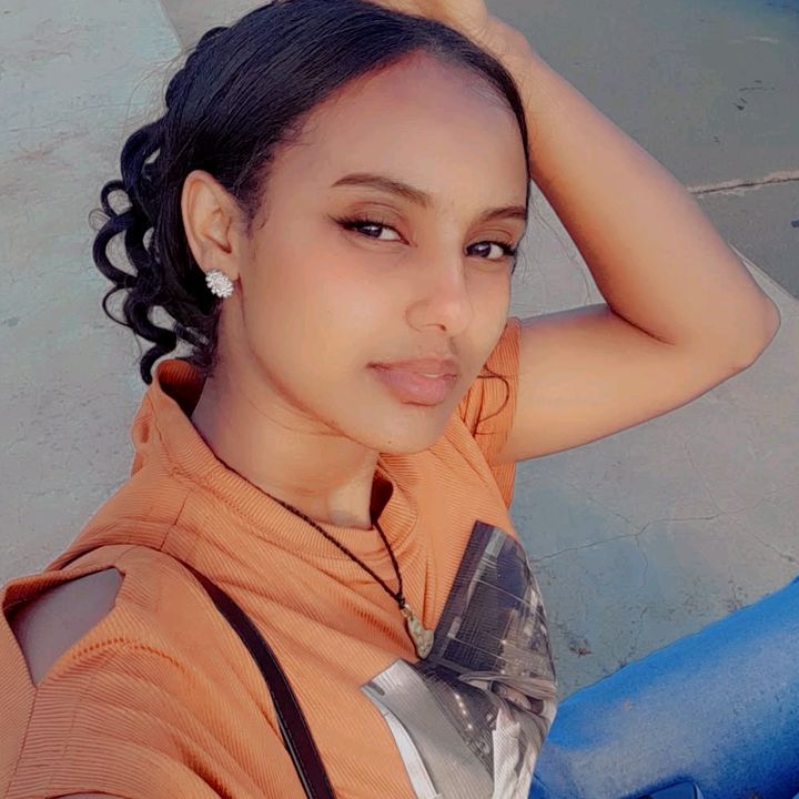 Profile Picture of meri (@merichoye) on Tiktok