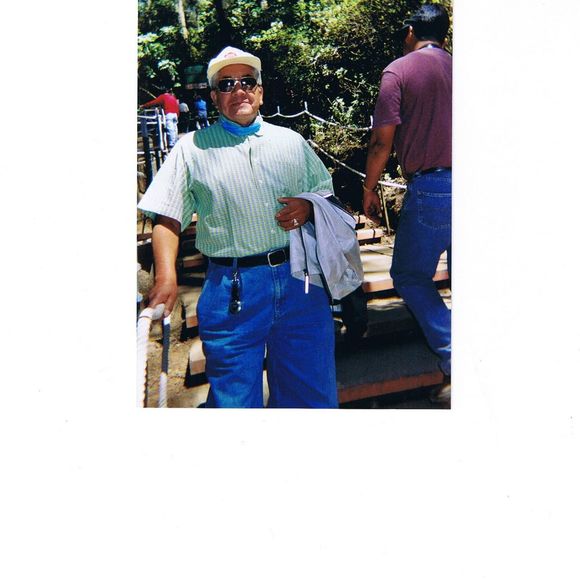 Profile Picture of Michael Pelaez (@michaelpelaez) on Poshmark