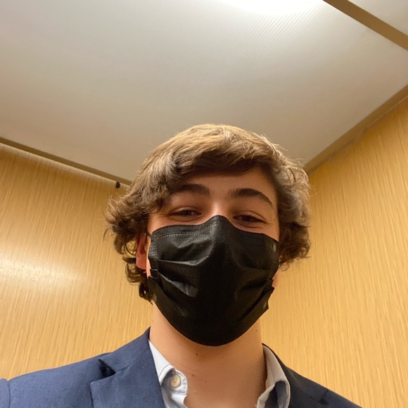 Profile Picture of Eli Murphy (@elimurphy908) on Poshmark