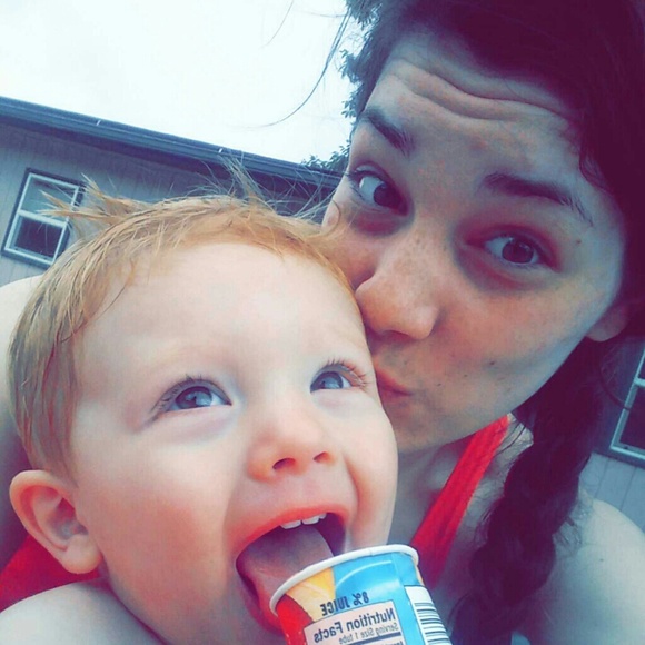 Profile Picture of Katie Molohon (@kmolohon16) on Poshmark