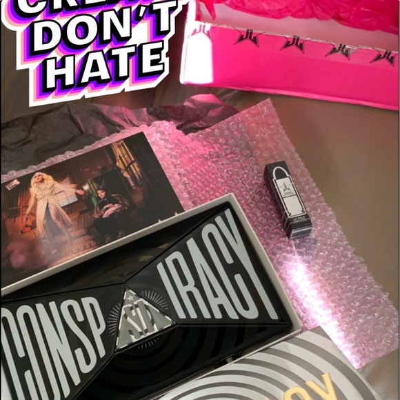 Profile Picture of Nikki Daubke (@jeffreefan) on Poshmark