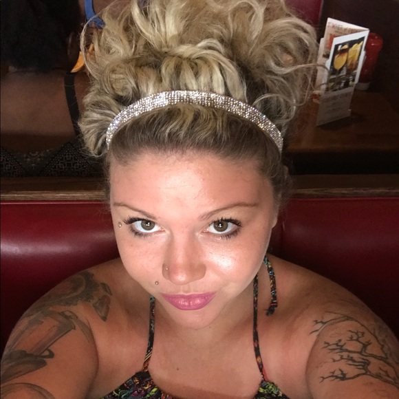 Profile Picture of Kira Jaggers (@jaggerskira) on Poshmark