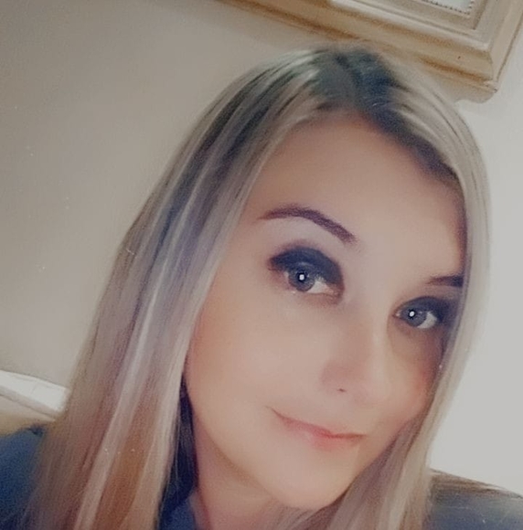 Profile Picture of Tabatha Radford (@tabby03nc) on Poshmark
