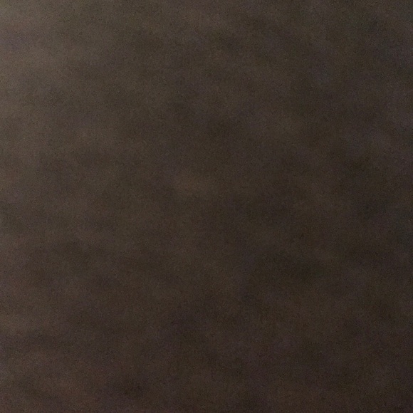 Profile Picture of Kim Burt (@kimburtly05) on Poshmark