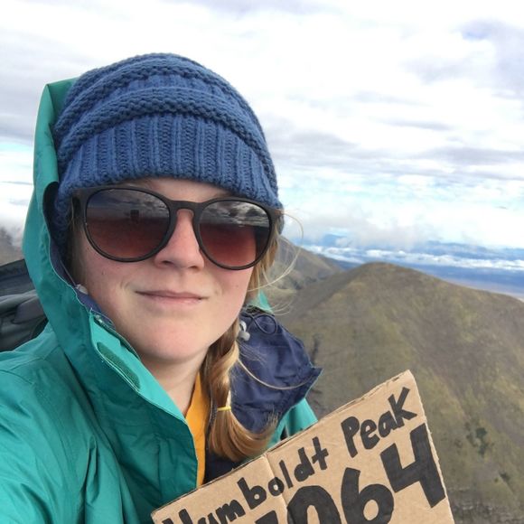 Zoe Becker - Poshmark Profile Picture of Zoe Becker (@zoebecker) on Poshmark