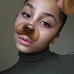 Profile Picture of carrie (@strawberriecarrie) on Instagram