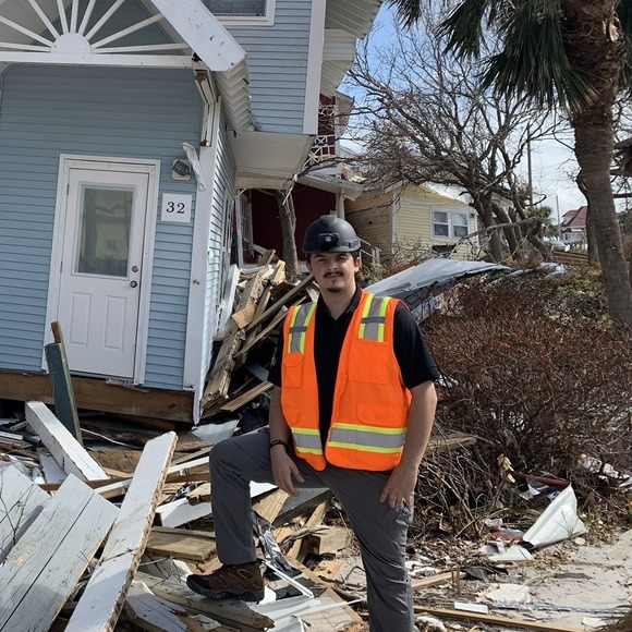 Profile Picture of Michael Dokas (@mhdokas) on Poshmark