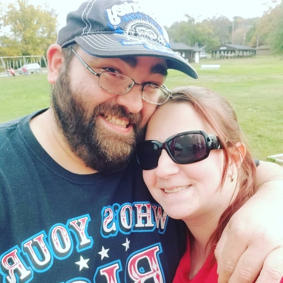 Profile Picture of Sarah-davina Perlman (@sdp1190) on Poshmark