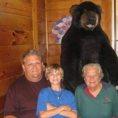 Profile Picture of Doug Edwards (@BigBoMan12) on Twitter