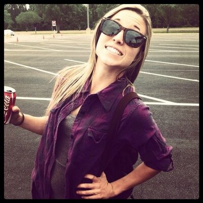 Profile Picture of Amanda Ferranti (@_shortytweets) on Twitter