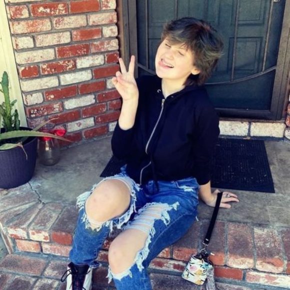 Shay Perez - Poshmark Profile Picture of Shay Perez (@justme1shayy) on Poshmark