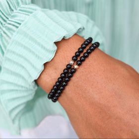 Profile Picture of Lisa Maxwell Jewelry (@lisamaxwelljewelry) on Pinterest