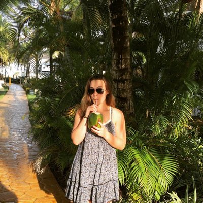 Profile Picture of Alexandra Budavich (@AlexBudavich) on Twitter
