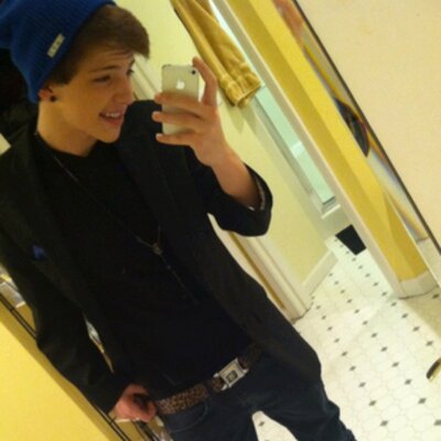 Profile Picture of Noel Hayes (@franccescofaann) on Twitter