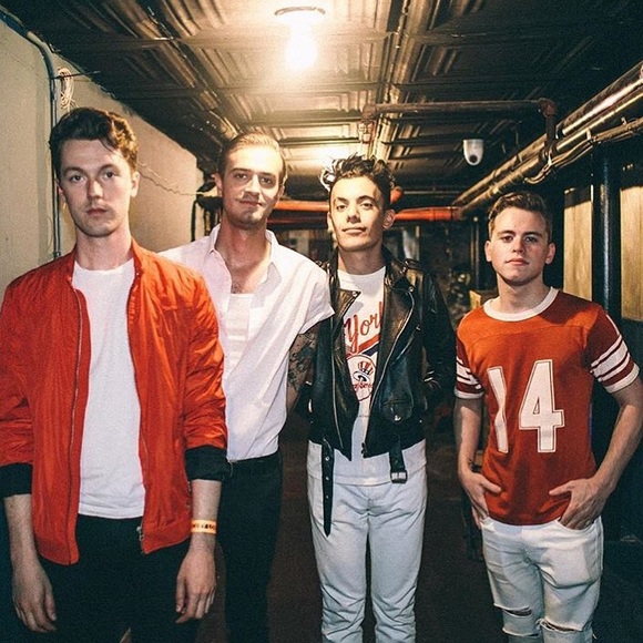 Profile Picture of Brooke Isphording (@kipoo) on Poshmark