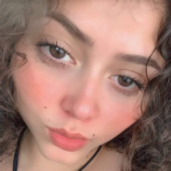 Profile Picture of Eli Becerra (@elibecerra704) on Poshmark