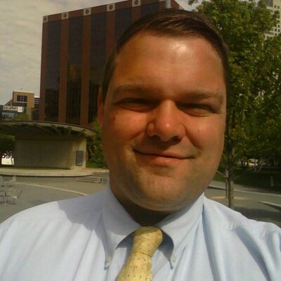Profile Picture of Ryan West (@GRcopyguy) on Twitter