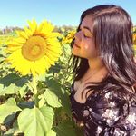 Profile Picture of Karely Ramǐrez (@kalytoram) on Instagram