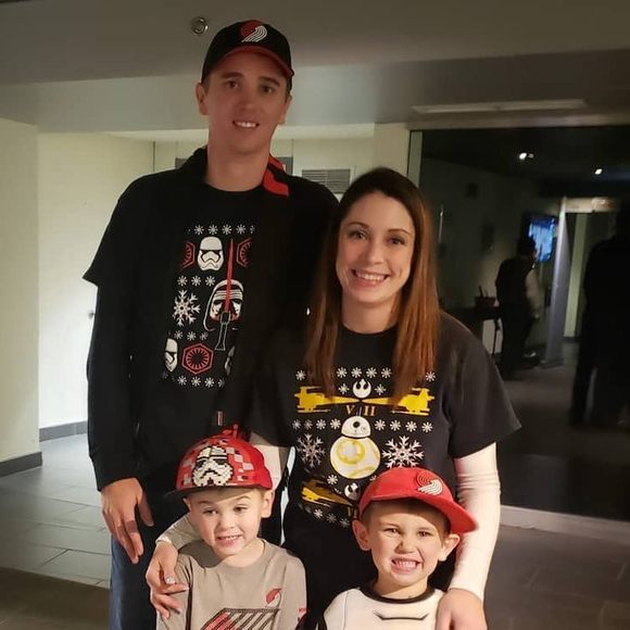 Lyndsay Dentel - Poshmark Profile Picture of Lyndsay Dentel (@lyndsaydentel) on Poshmark