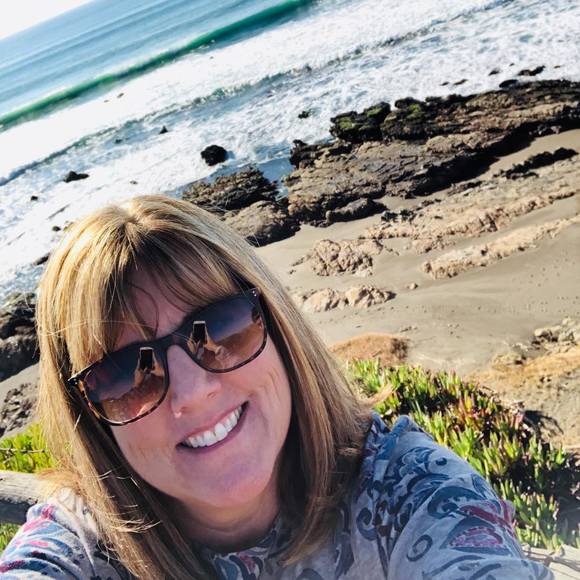Profile Picture of Tricia Darbee-james (@triciajames) on Poshmark