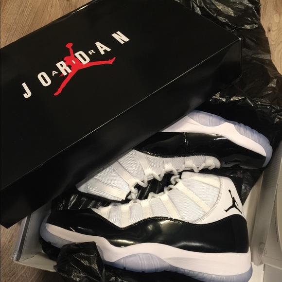 Profile Picture of Joseph Reyes (@joroju411) on Poshmark