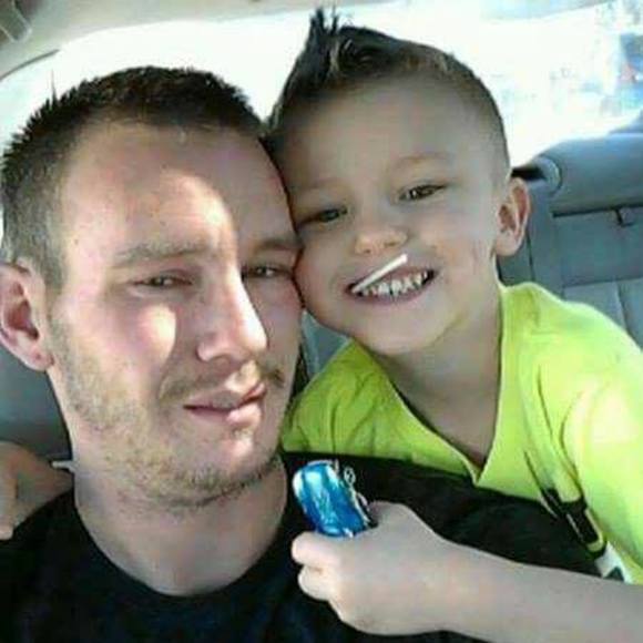 Profile Picture of Robert Zelasko (@robertzelasko93) on Poshmark