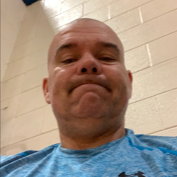 Profile Picture of Tony Suriano (@beaver2559) on Poshmark