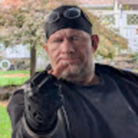 Profile Picture of Raymond Verdoot (@uglytothebone21) on Poshmark