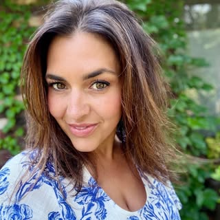 Profile Picture of Amanda Moores (@amandamoores) on Instagram