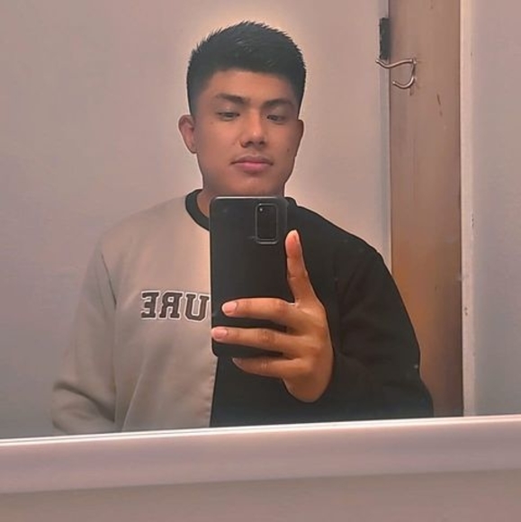 Profile Picture of Cesar Abarca (@abarcacesar649) on Poshmark