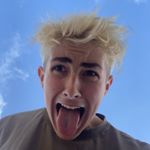 Profile Picture of lewys🧞‍♂️ (@lookingforlewys) on Instagram