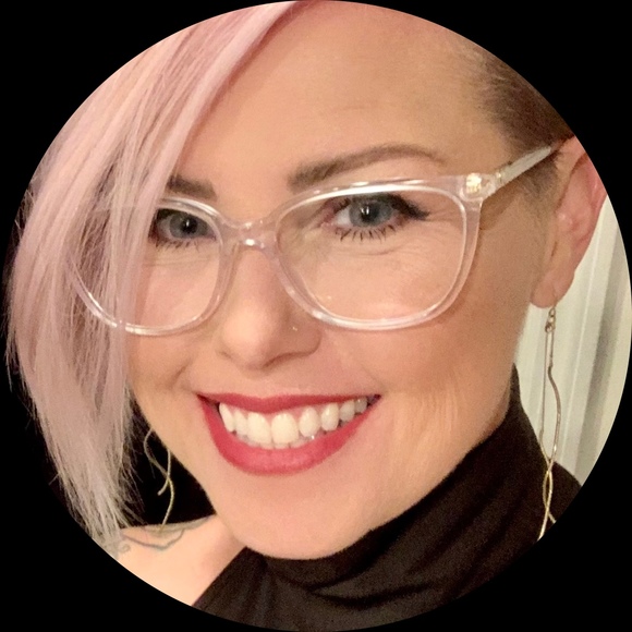 Shawna Delcastillo - Poshmark Profile Picture of Shawna Delcastillo (@shawnadelcast25) on Poshmark