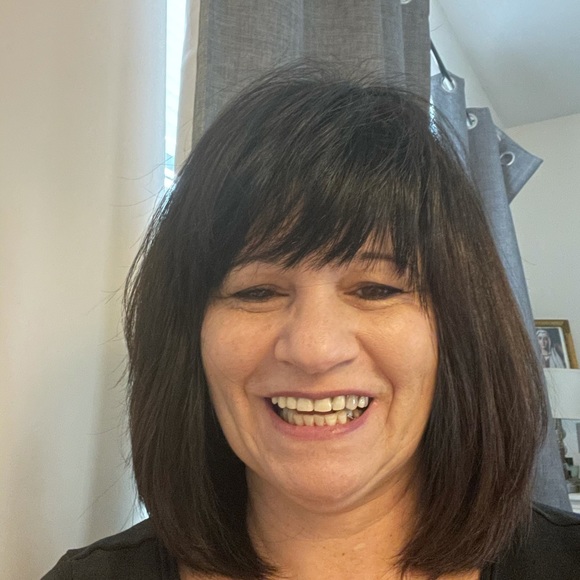 Profile Picture of Wendy Taranto (@wtaranto) on Poshmark