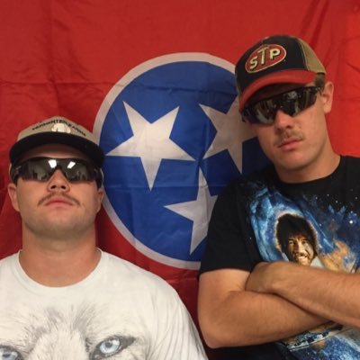 Profile Picture of Logan Jarvis (@Log_Dog_J) on Twitter