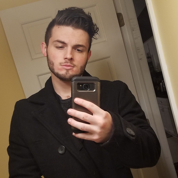 Profile Picture of Joseph Gates (@gatesj12) on Poshmark