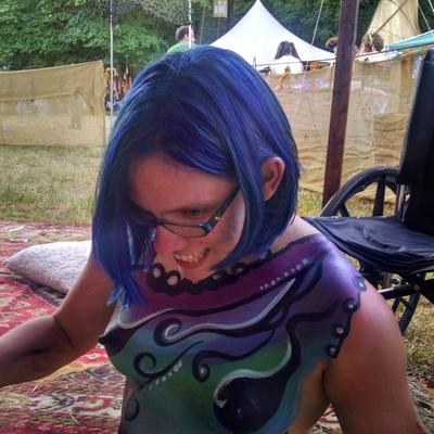 Profile Picture of Nicci Destroys Fantasy  ♿ (@NBarischoff) on Twitter